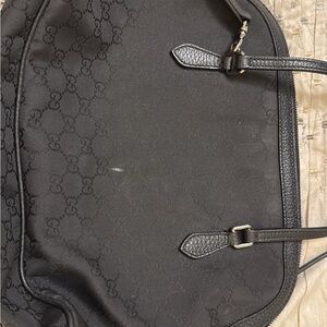 Pre-loved Gucci handbag